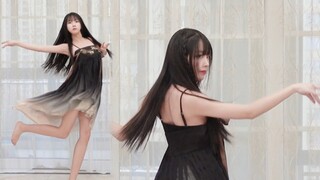 Thousands of butterflies fluttering their wings and dancing [Are you sick?] includes a guzheng scene
