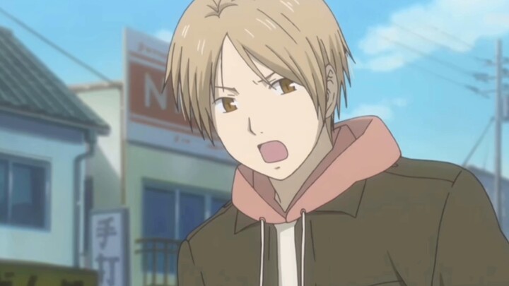 When Neko-sensei and Natsume were arguing, they saw the Natori ad...