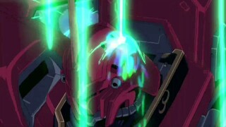 【机动战士高达】“以为是精神感应，没想到是用对讲机”~