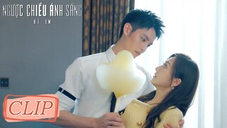 Clip Tập 6 Cận Ngôn ghen phi tiêu phá đám Hy Hề và nam minh tinh | Ngược Chiều Ánh Sáng Vì Em | WeTV