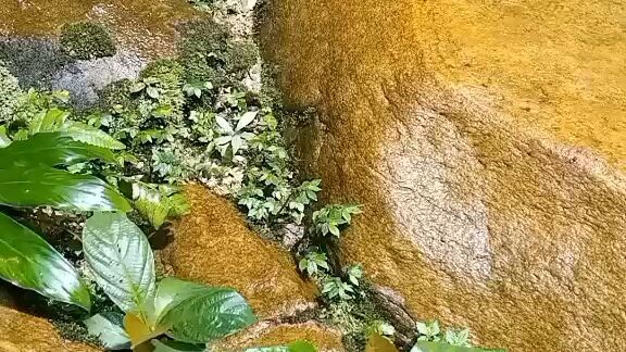 air terjun Tinombala
