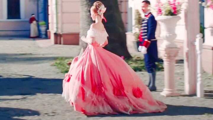 It looks really cute when you style the skirt hem like a cake.