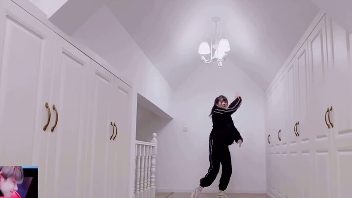 [Exciting beauty] When you absorb the essence of Wang Yibo's "Blowing Dust Dance" and "Produce 101" 