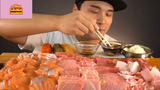 Ăn và cảm nhận sushi cá hồi #anngon