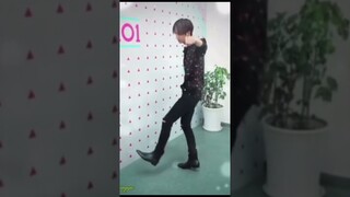 Wang Yibo dance freestyle part 1 💚🤟
