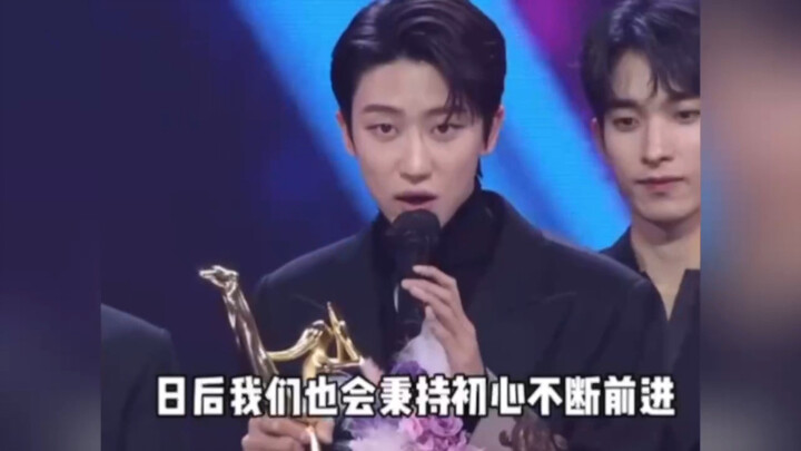 The first person to give a national flag speech at an awards ceremony in South Korea