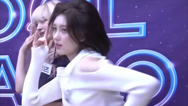 Tak ada satupun orang yang menonton siaran langsung ini lalu tidak ingin menjadi anjing Kim Cheonsa!