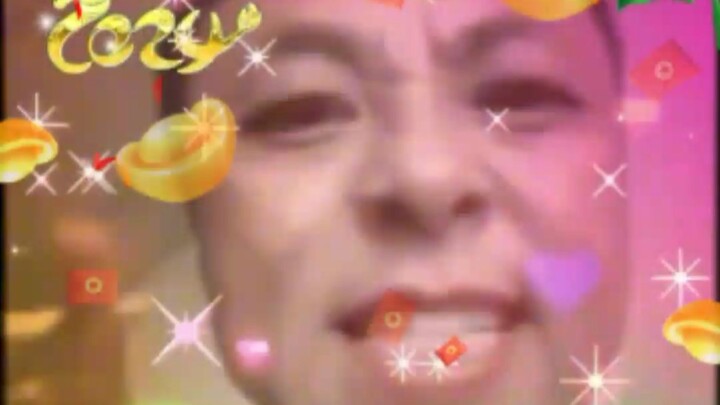 New Year’s blessing video forwarded in the “Family” group chat