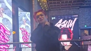 【Cui Ranjun】เช็คอินจอใหญ่ต้องมี GGUM cha 240920 อัพเดท TikTok GGUM ทุกที่