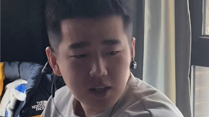 หนุ่มซื่อๆ ด่ากันเอง ถนนพังขนาดนี้ยังขับได้!