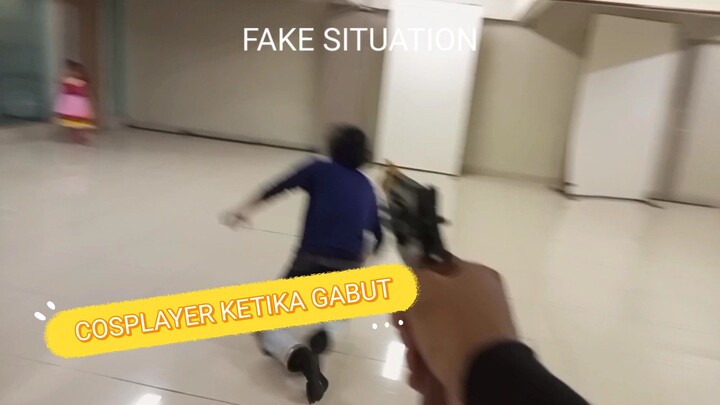 Cosplayer Ketika Gabut diruang Ganti