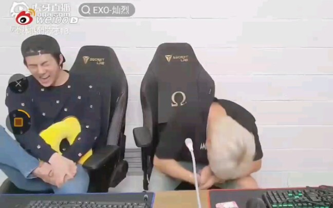 [Chanhyun Huya] These two guys’ joy turned to sorrow—haha, I’m dying of laughter!