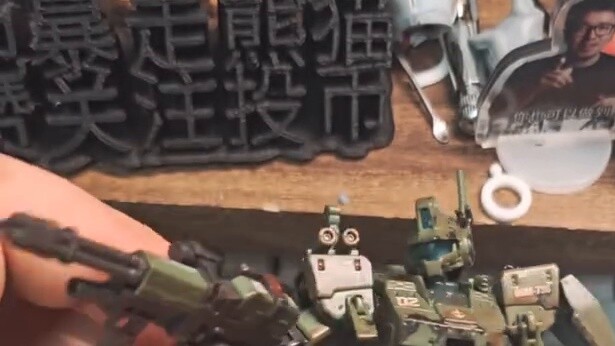 How to turn a 28-piece model into 10 pieces? 4 minutes to show you how to make a Jim Spartan