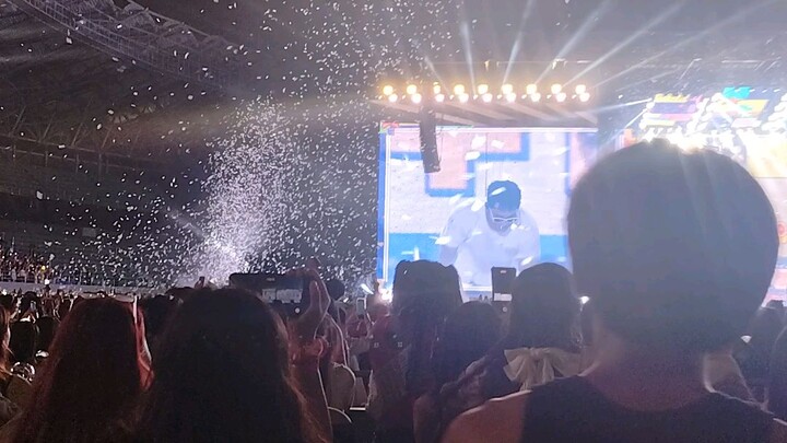 AJUUUUUU NIIIICEEEEEE