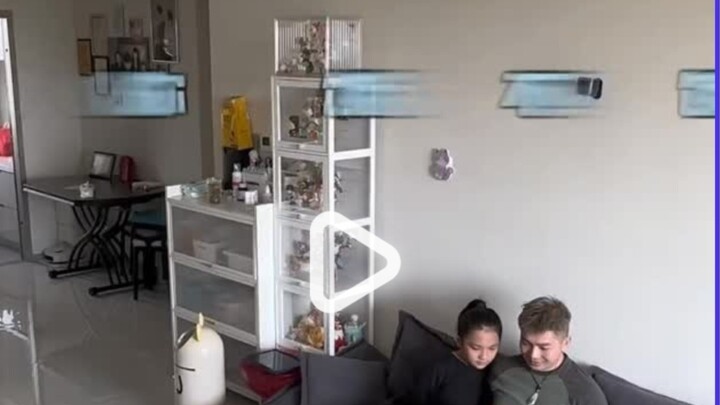 Men, learn from this! Daughter teaches dad how to respond to mom with high emotional intelligence! T