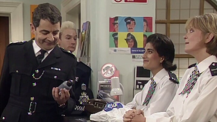The.Thin.Blue.Line.S02E03.720p.AMZN.WEBRip.x264-GalaxyTV