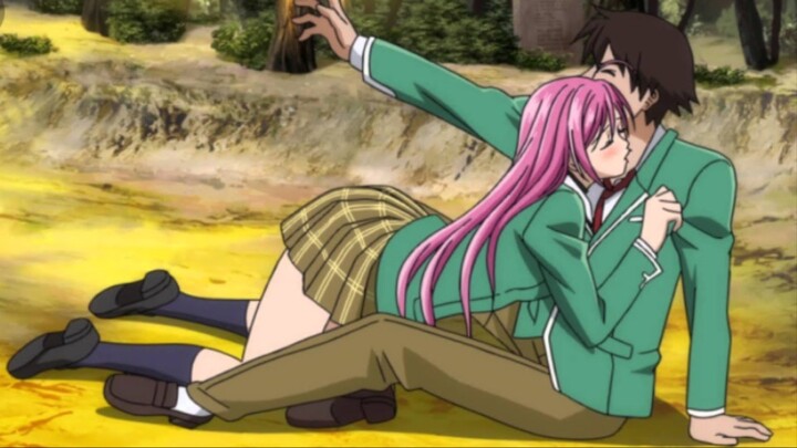 Dia lemah, dia manusia… tapi kenapa semua monster cewek malah jatuh cinta?