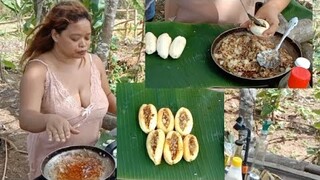 it's me chrislyn behind the scenes banana meat  Ang sarap guys first time Kong natikman