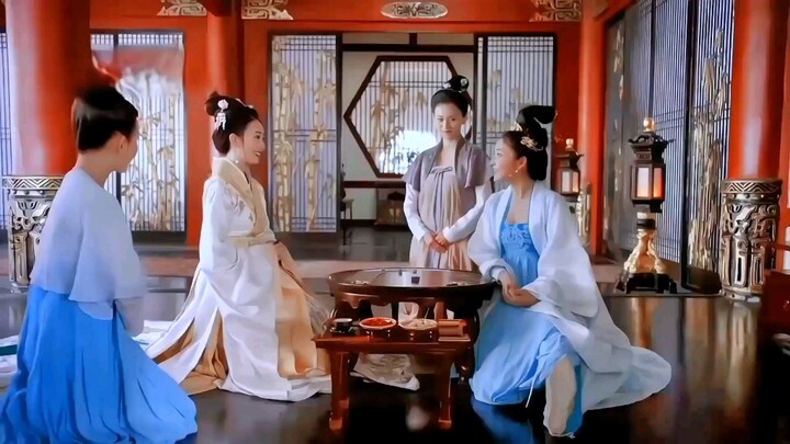 พระชายาองค์รัชทายาทไม่ได้มีเจตนาอันเป็นภัยต่อผู้ใด ถึงขั้นเคยปรารถนาจะผูกมิตรกับข้าด้วยซ้ำ
