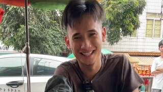 Hiển thị một lát cá ngâm