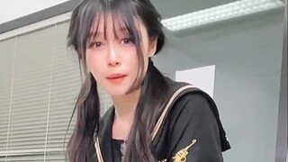 On the first day of work, I didn't expect that the female boss was a JK fan. Who can stand JK every 