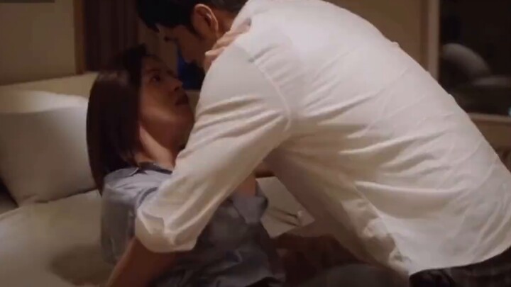 [Mother To Be] This Is The Kissing Scene! PS: Damn Hot!!
