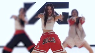YG新女团首位成员EVELLI舞蹈视频公开