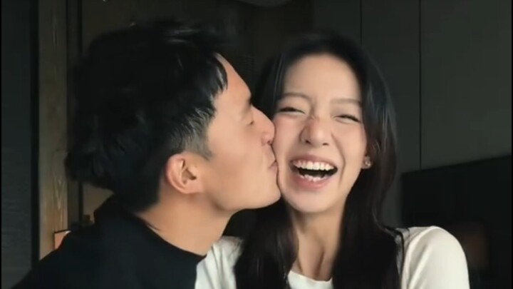 “If you like a girl, you should brag to the whole world about her existence.”