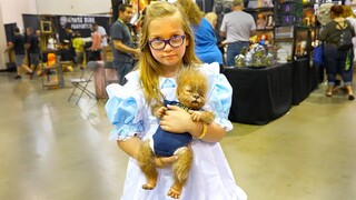 Scary Girls Holding Creepy Dolls Costumes | Scare Actors & Cosplay at Midwest Haunters