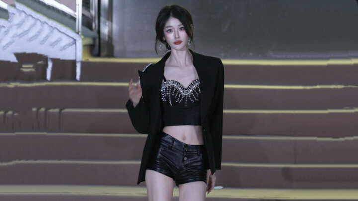 It’s so perfect for dancing to Park Ji-yeon’s choreography ˗ˏˋ♥︎︎ˎˊ˗