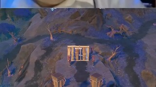 Sinh ra là Pete đấu với Hades
