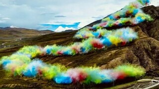 始祖鸟找蔡国强在喜马拉雅燃放烟花，引发争议！始祖鸟和蔡国强道歉了…