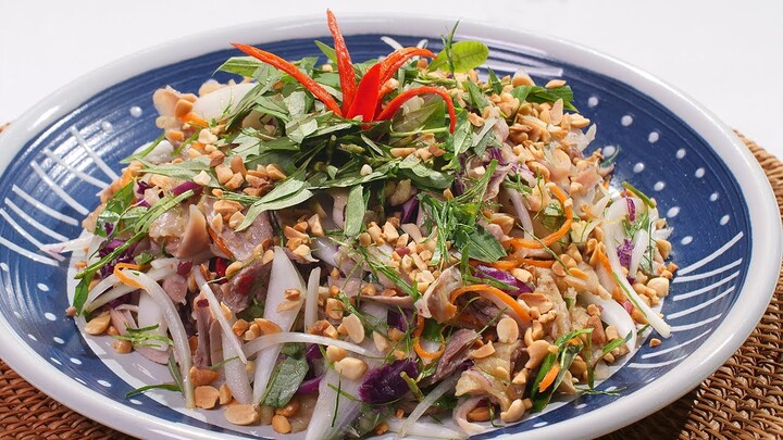 GỎI GÀ XÉ PHAY làm đơn giản, ngon mắt, hấp dẫn cho ngày Thu hanh hao