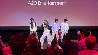 การแสดงสดในงานฉายรอบปฐมทัศน์ "อีซูมาน ราชาเคป็อป" ของเด็กฝึก A2O ที่ลอสแอนเจลิส! (เหลียงซีลี่ ตู้เจี