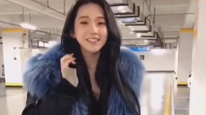 Video lucu, kumpulan video wanita cantik yang mengocok perut!!!