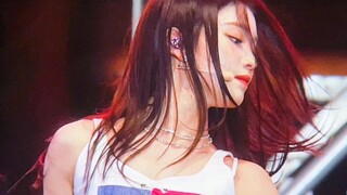 การเต้นรำเพิ่มขึ้นในคืนที่ฝนตกด้วยพลัง"Shen Xiaoting ดูภาพหน้าจอแนวตั้งแบบสว่าง