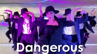 Một cô gái mặc vest sử dụng đôi tay Ai Cập để biểu diễn ca khúc kinh điển "Dangerous" của MJ?! Vũ đạ