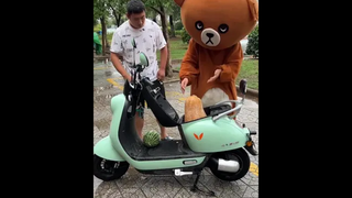 ทั้งตัวมีแค่ 2000 เลยสาน 3000 กับใครไม่ได้