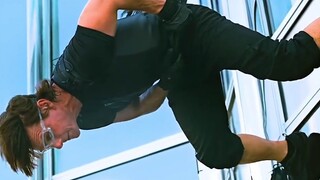 Film|Mission: Impossible|Tom Performs While Risking His Life