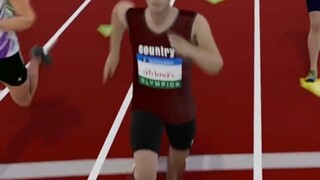 一名马拉松选手进入卫生间后，出来却突然加速，发生了什么