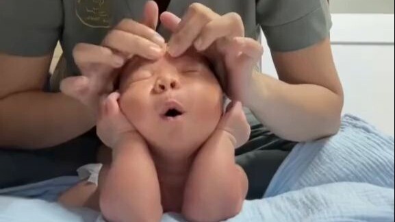 Baby: Get… get… get a card!!