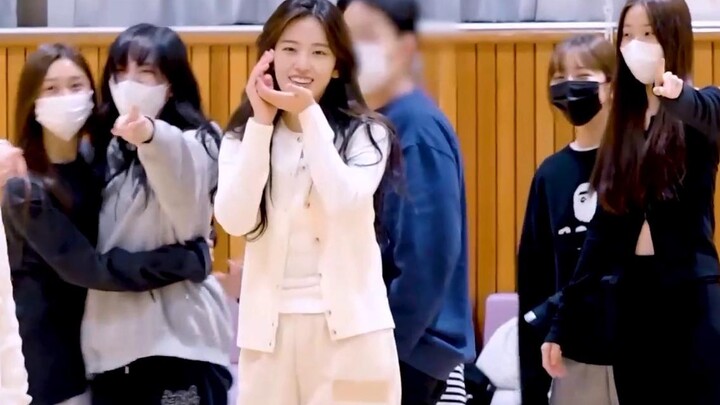 "Aku tidak kenal Furen"