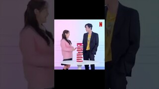 Kim Sejeong being too comfortable with Ahn Hyo Seop🥺 | A Business Proposal cast playing Jenga