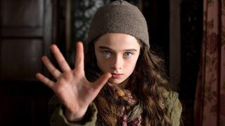Little Girl Found a Magic Book that Helps Her to Hypnotize the Whole World, But Then...
