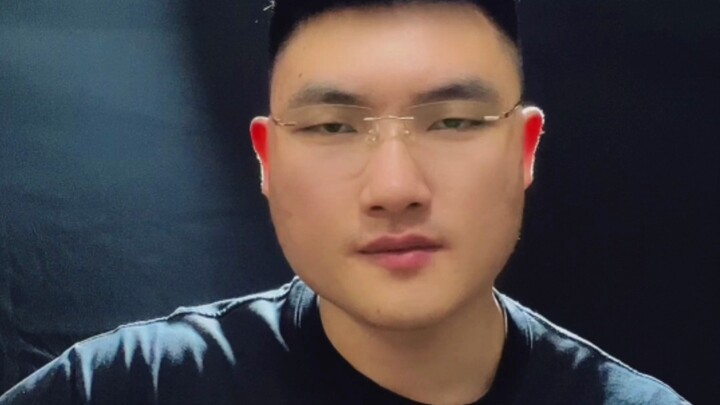 This master is the 14th-generation inheritor of the Heavenly Cripple Divine Skill.