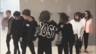 Phục Hưng "Điệu nhảy cặp đôi đẹp nhất"