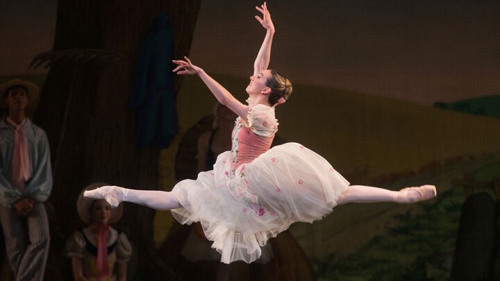 【الباليه】فتاة تطير في جميع أنحاء المسرح | مقتطفات من لقطة ليز الأخيرة من الفصل الأول من "ابنة لا يمك