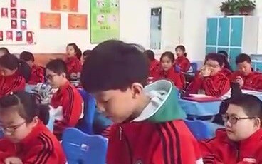 【Gia tộc TF thế hệ thứ ba】Đầy vị sữa! Video hát bài hát thiếu nhi trong giờ học tiếng Anh thời thơ ấ