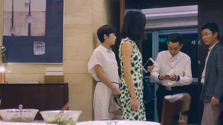 Xiao Yang tampak bingung parah