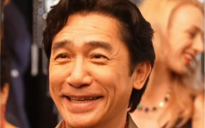 Meski punya uang, masih diremehkan oleh anak-anak konglomerat; reaksi pengusaha kaya setelah diejek 